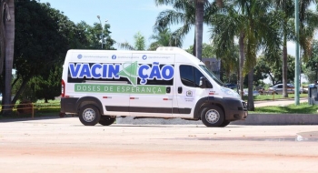 Van da VacinAção chega ao Vaca Brava e Feira Novo Horizonte neste sábado (8)